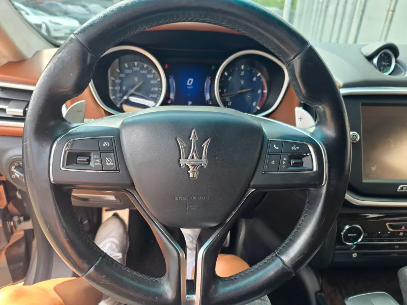 Maserati Ghibli