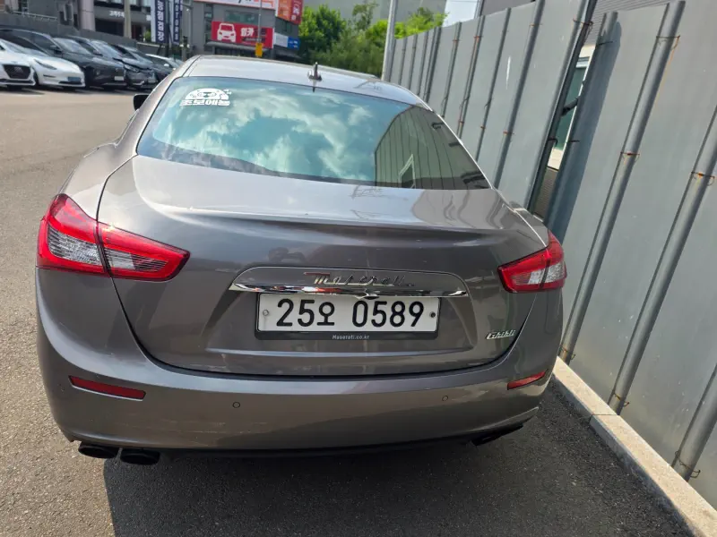 Maserati Ghibli