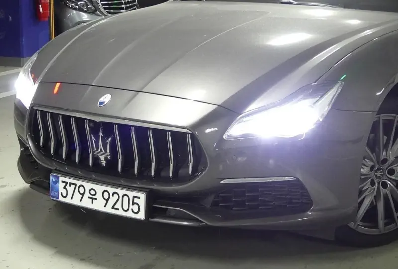 Maserati Quattroporte