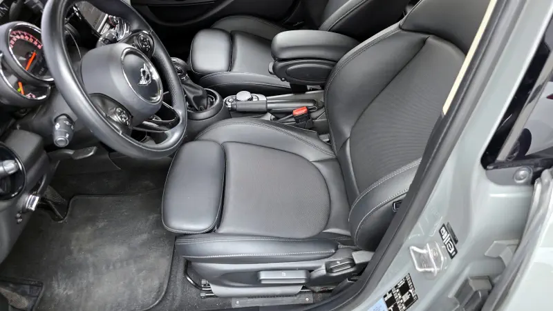 MINI Hatch