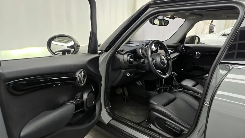 MINI Hatch