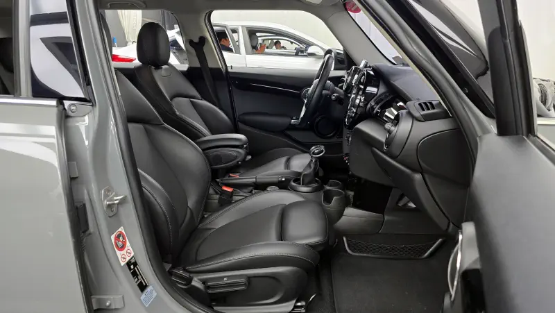 MINI Hatch