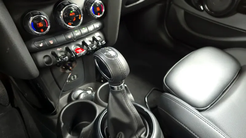 MINI Hatch