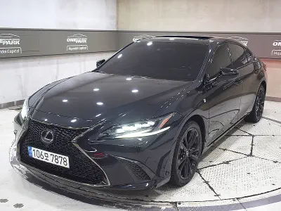 Lexus ES300h