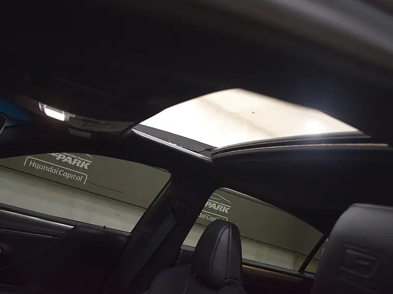 Lexus ES300h