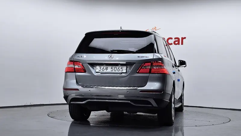 Mercedes-Benz M-class