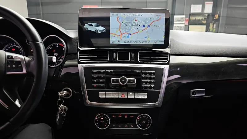 Mercedes-Benz M-class