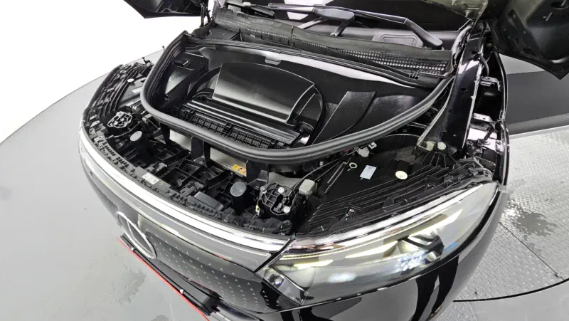 Mercedes-Benz EQS SUV