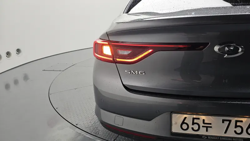 Renault Samsung SM6