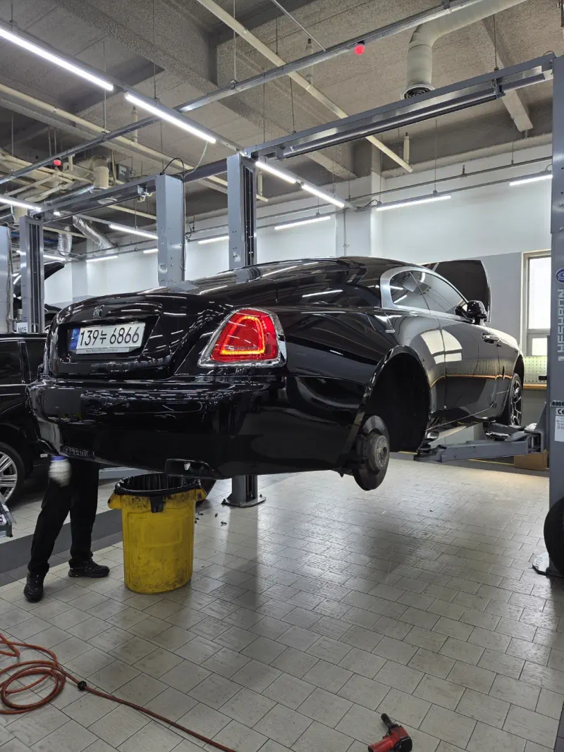 Rolls-Royce WRAITH
