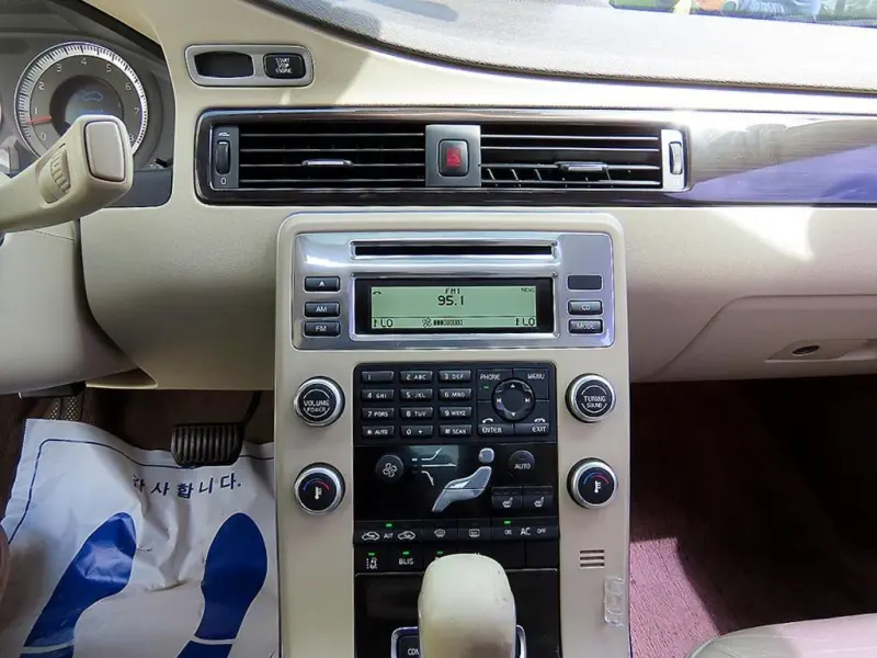 Volvo S80