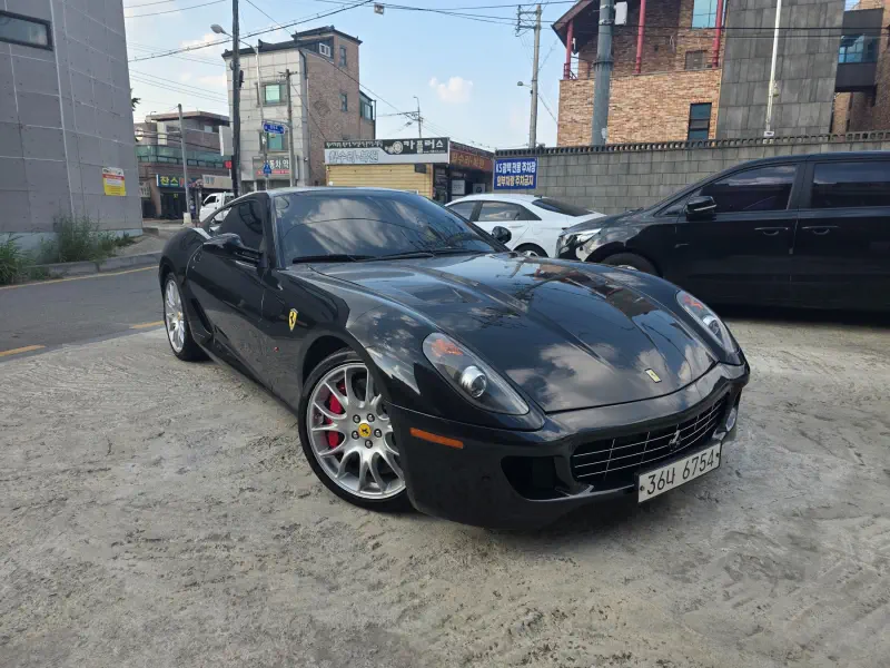 Ferrari 599