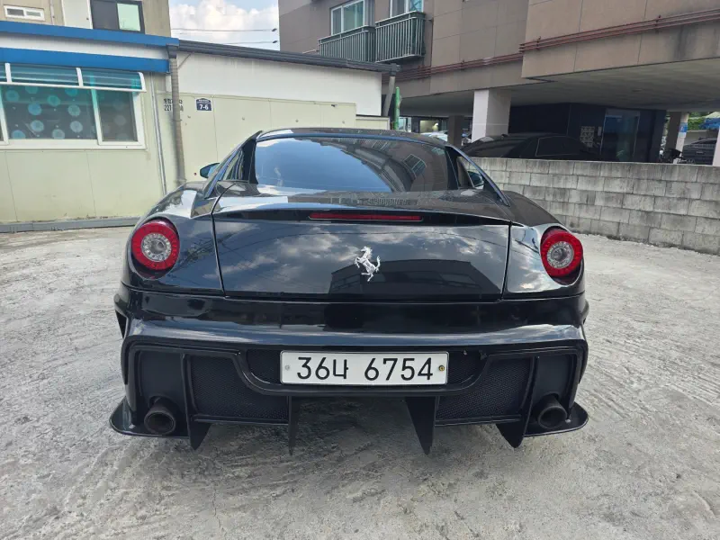 Ferrari 599