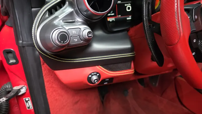 Ferrari F8