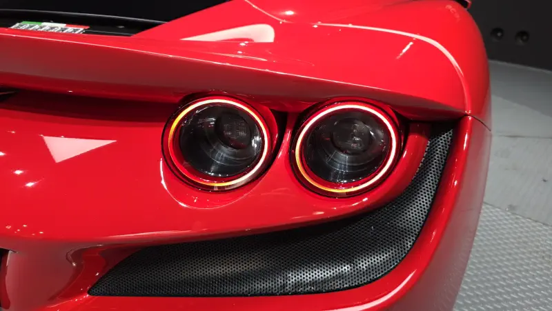 Ferrari F8