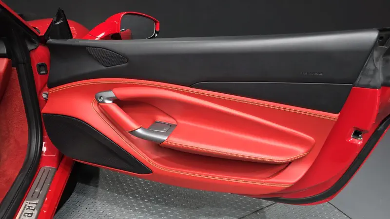Ferrari F8