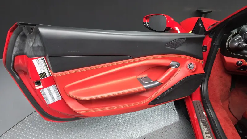 Ferrari F8
