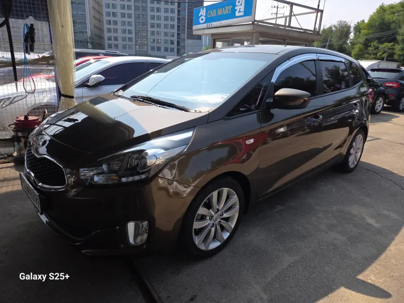 Kia Carens