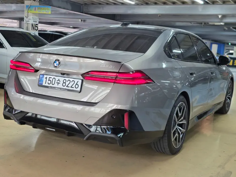 BMW 5-Series