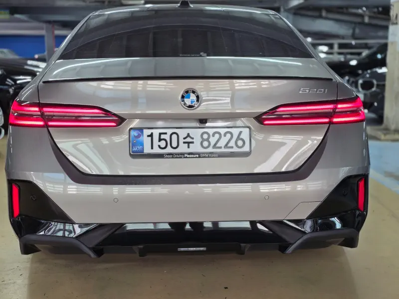 BMW 5-Series