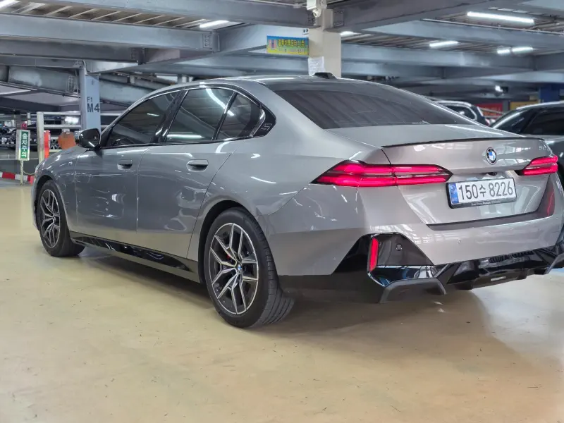 BMW 5-Series