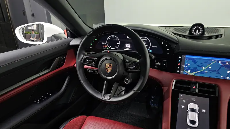 Porsche Taycan