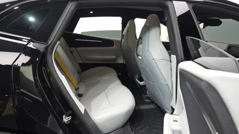 Polestar 4