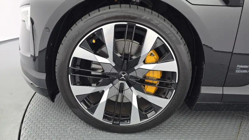 Polestar 4
