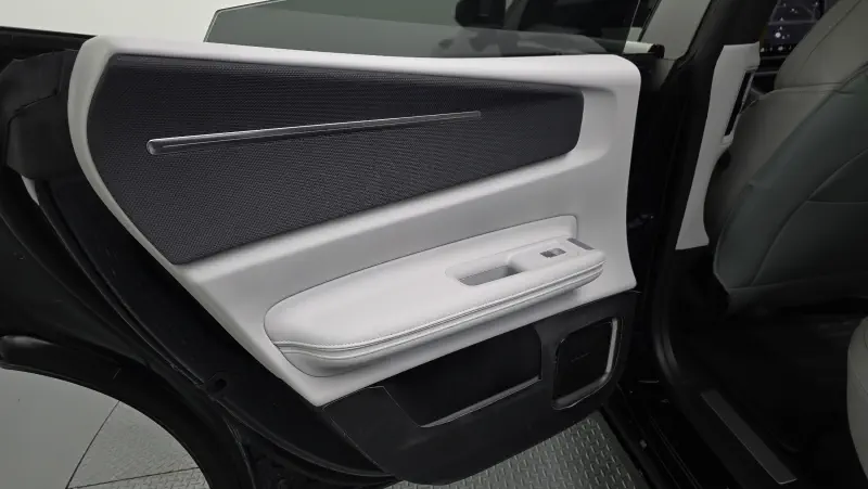 Polestar 4
