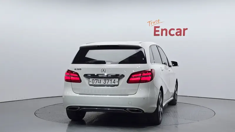 Mercedes-Benz B-Class