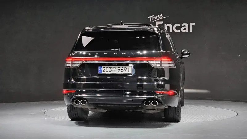 Lincoln Aviator