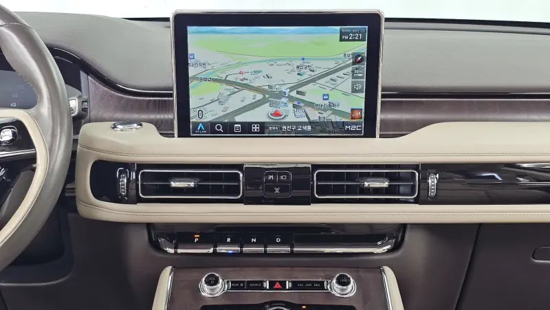 Lincoln Aviator