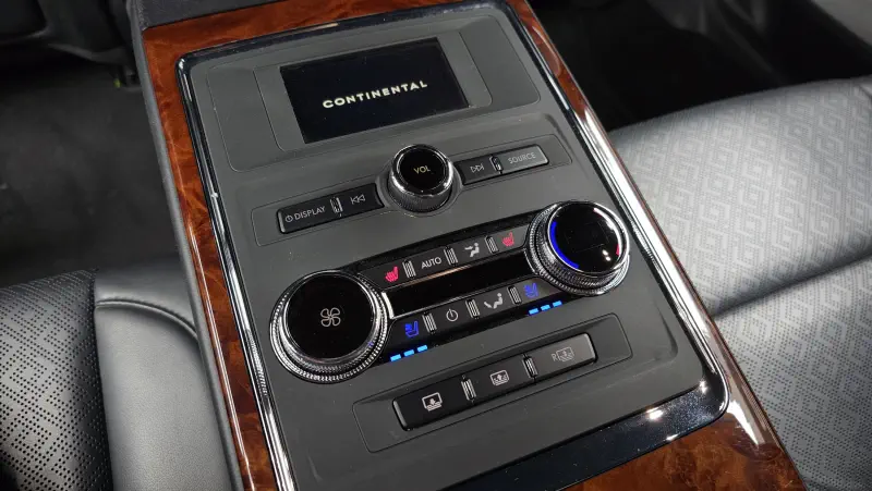 Lincoln Continental