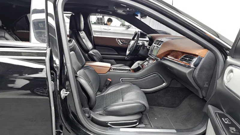 Lincoln Continental