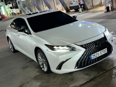 Lexus ES300h