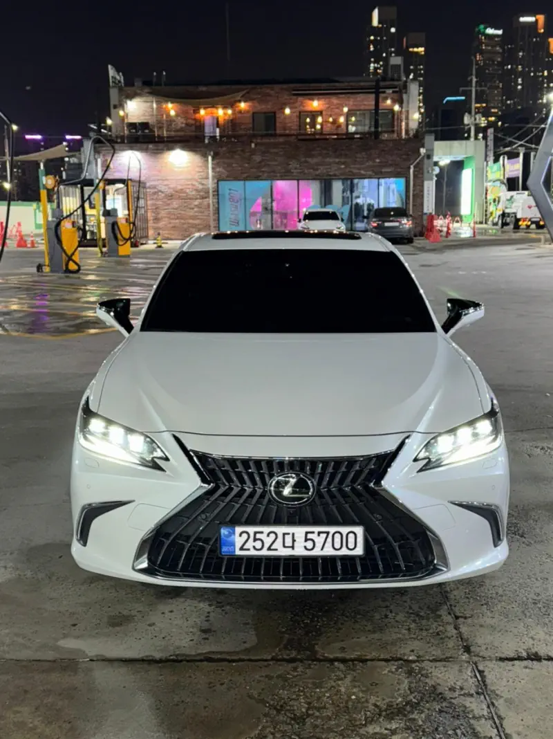 Lexus ES300h