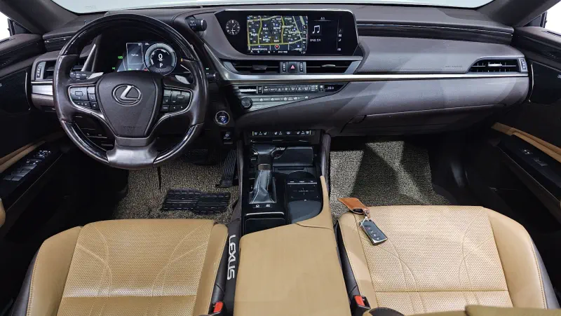 Lexus ES300h