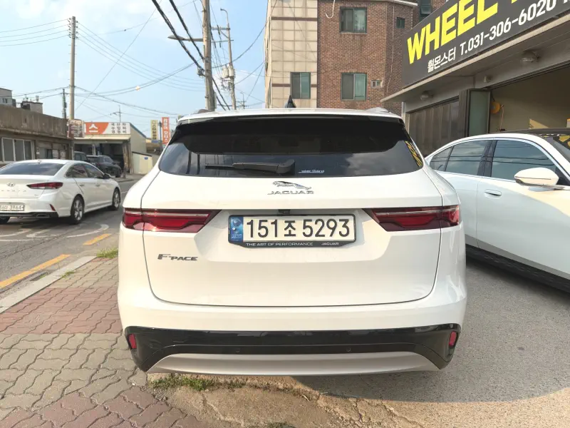 Jaguar F-Pace