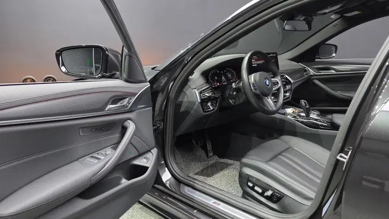 BMW 5-Series