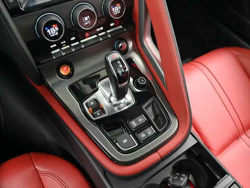 Jaguar F-Type
