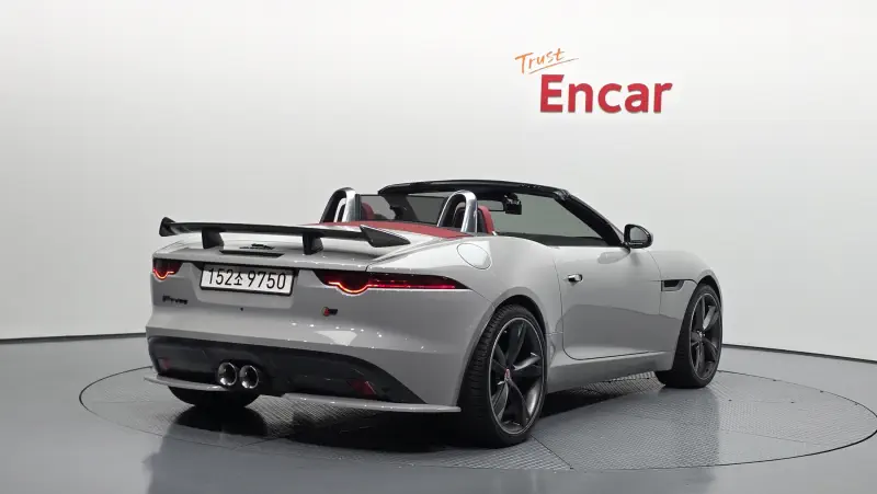 Jaguar F-Type