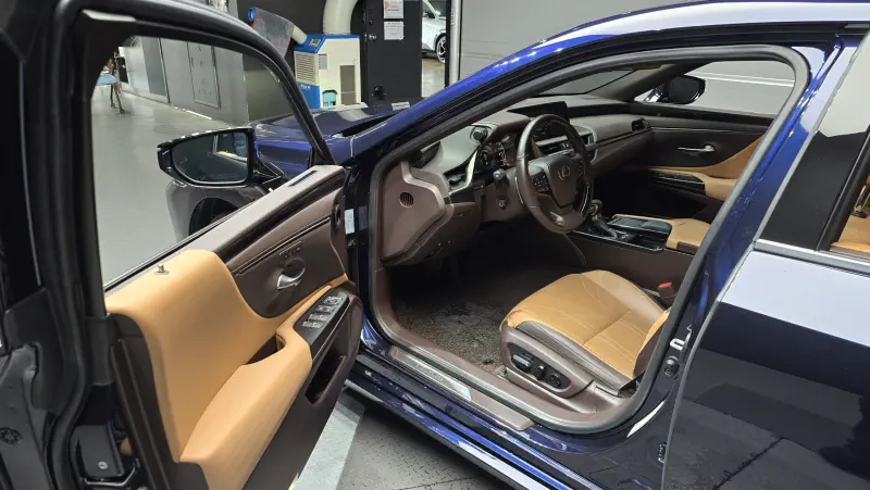 Lexus ES300h