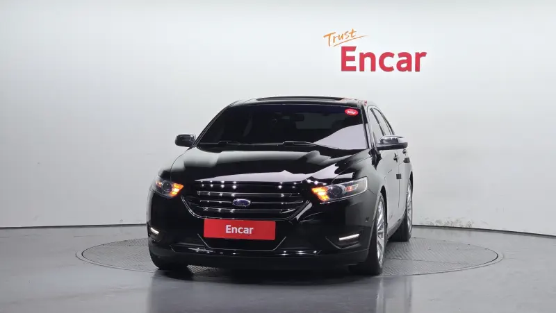 Ford Taurus