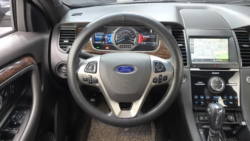 Ford Taurus