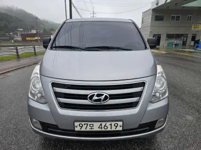 Hyundai Grand Starex