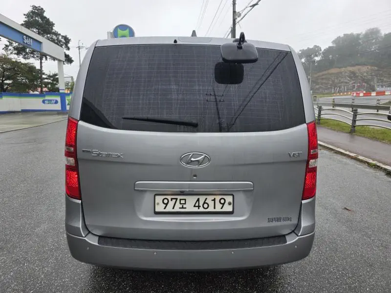 Hyundai Grand Starex