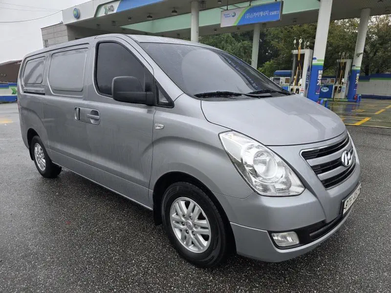 Hyundai Grand Starex