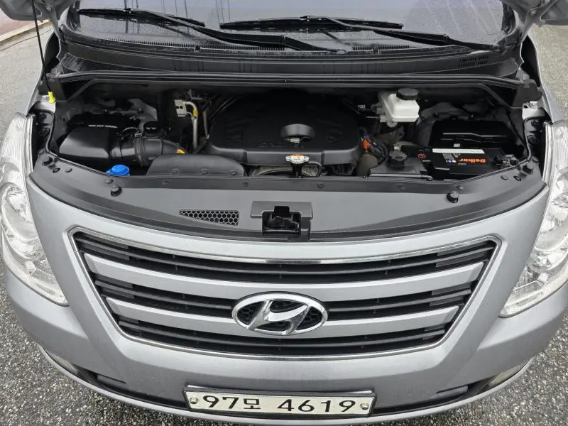 Hyundai Grand Starex