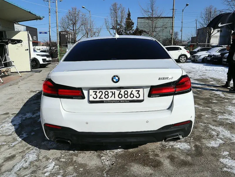 BMW 5-Series