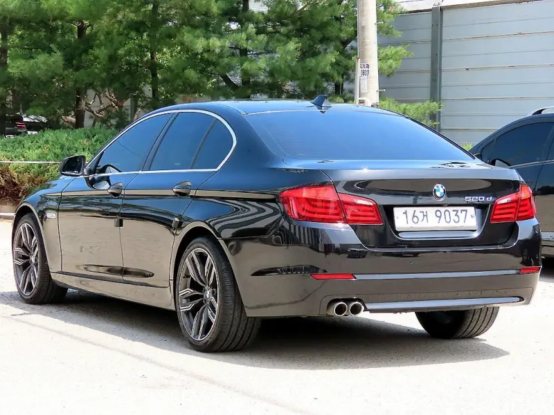 BMW 5-Series
